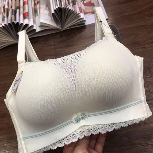 超厚弹棉防走光文胸少女无钢圈