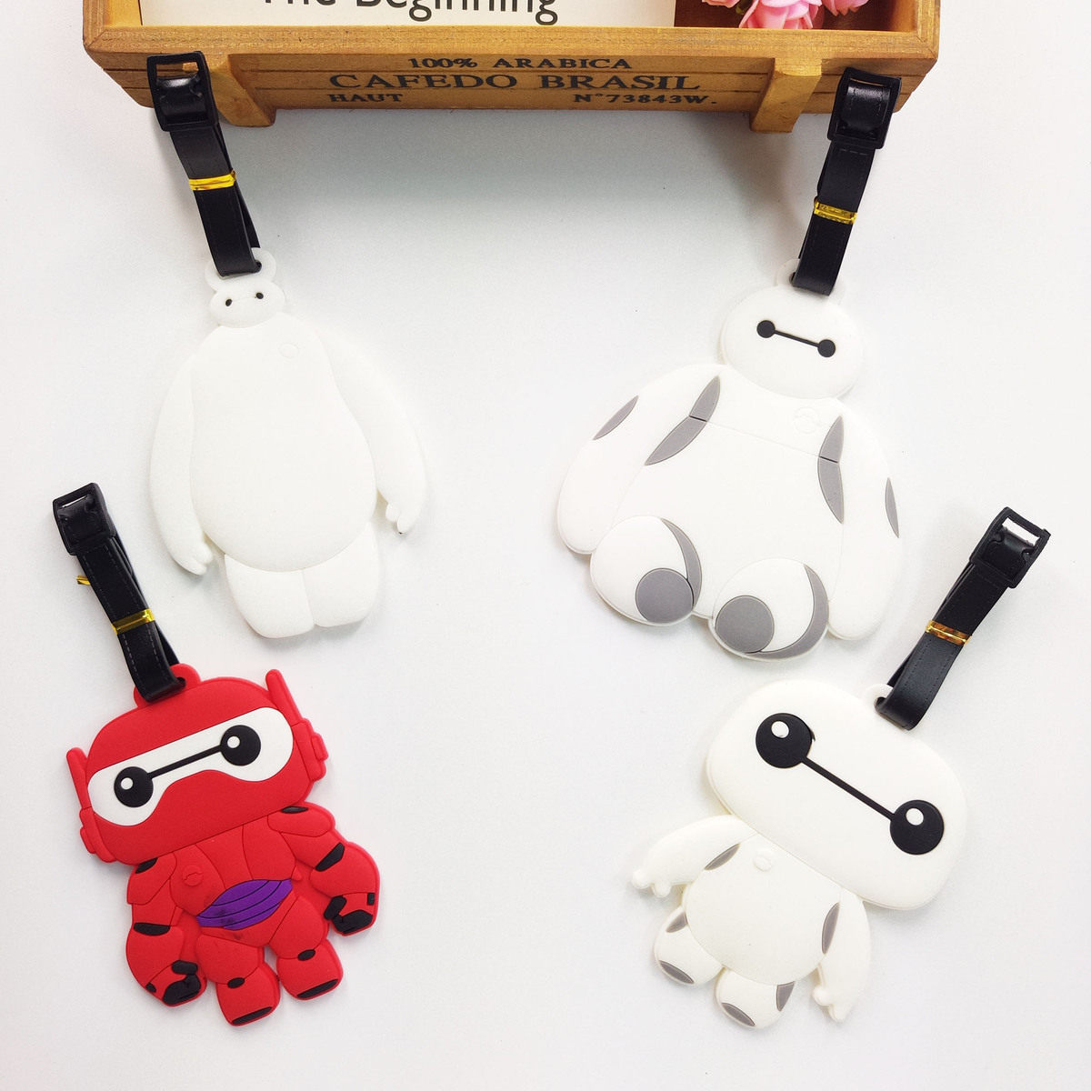 软胶卡通行李牌超能陆战队大白登机牌行李箱吊牌姓名识别标签挂牌