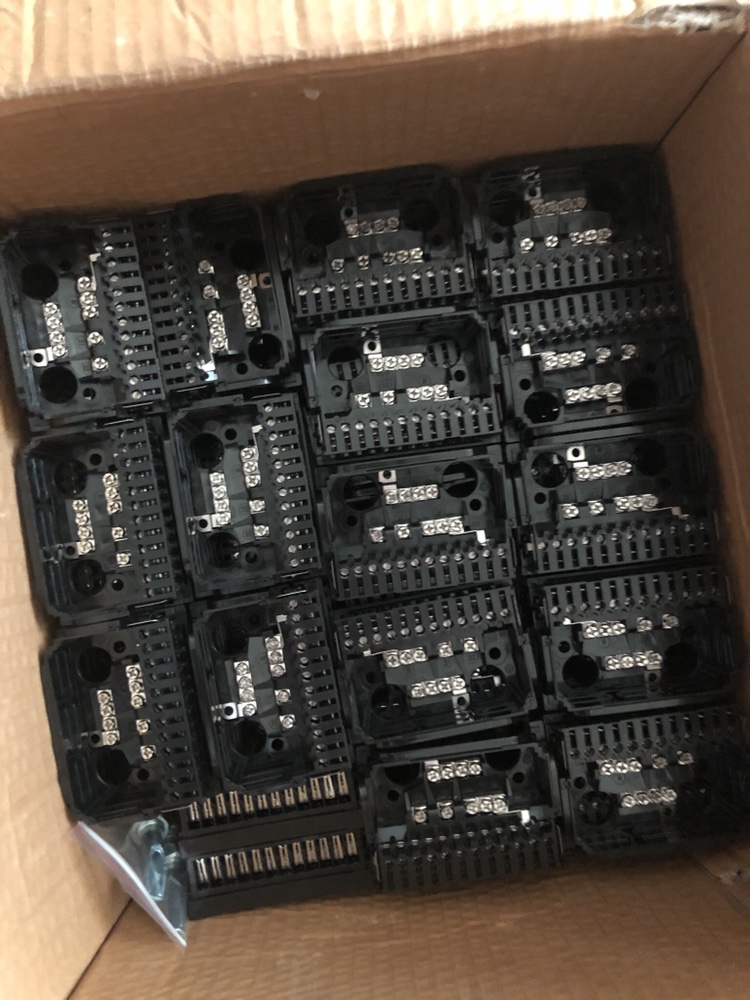 柴油燃气燃烧机配件AGK11适用LOA LME LMG LGB LOG控制器接线底座