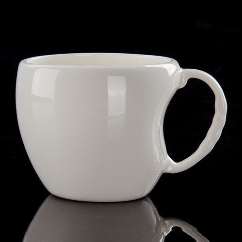 白瓷带手把订制小茶杯