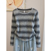 女装 秋冬季 洋气修身 奥特莱斯撤柜余单条纹针织打底衫 内搭长袖 上衣