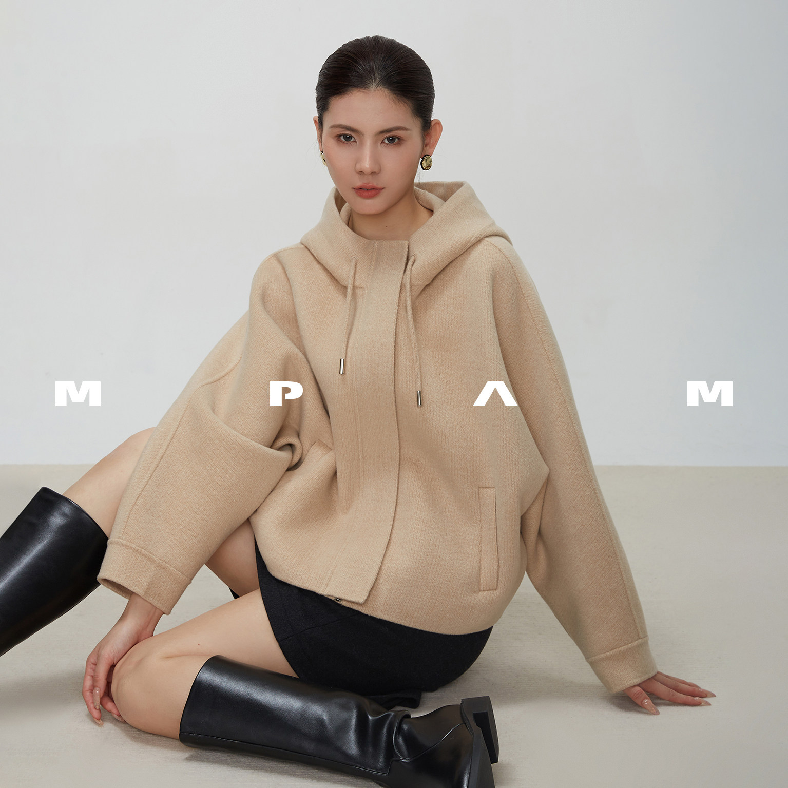 MPAM2026年绵羊毛松弛感连帽拉链短款大衣外套985店铺