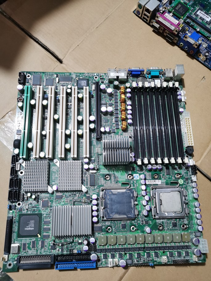 拍前询价:超微SUPER X7DB8-X 工作站主板 X7DB8-X 双771主板