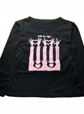 乐天BABY*日单 3-5岁女童黑色手势比心混纺快干面料长袖T恤上衣