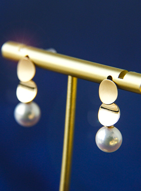 喷砂圆片 天然日本akoya海水珍珠耳钉耳环18K金网红耳饰天女镜面