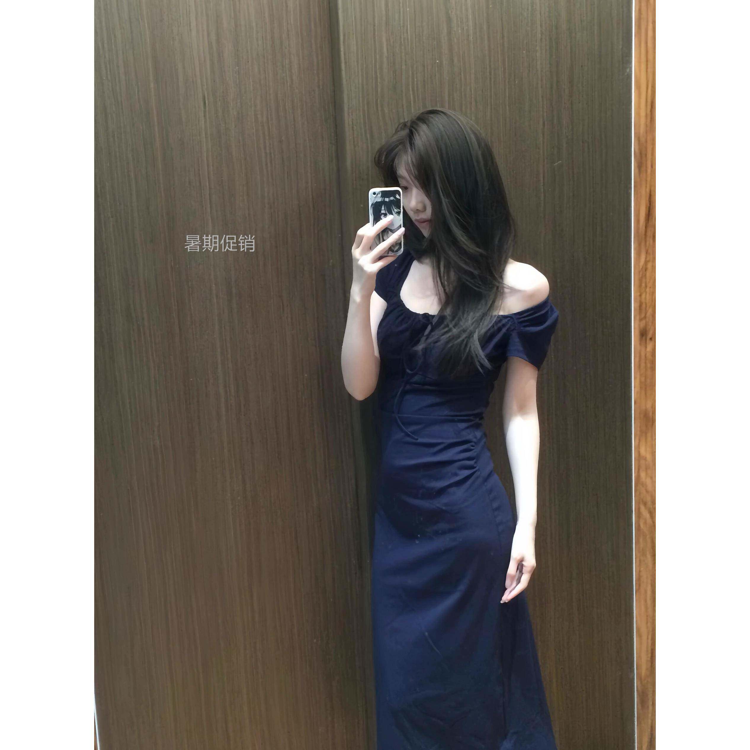 田心蓝蓝 高级感长裙收腰显瘦方领辣妹气质洋装女2025新款春夏