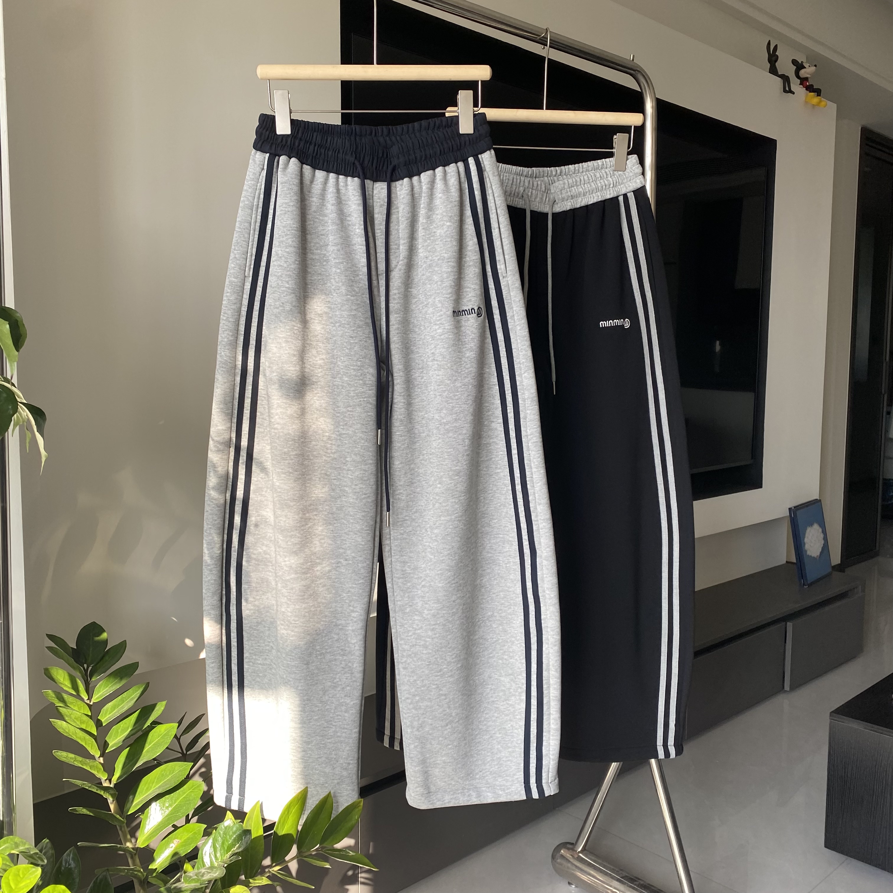 韩系拼接条纹加绒加厚直筒卫裤男秋冬季青年潮牌宽松休闲运动长裤