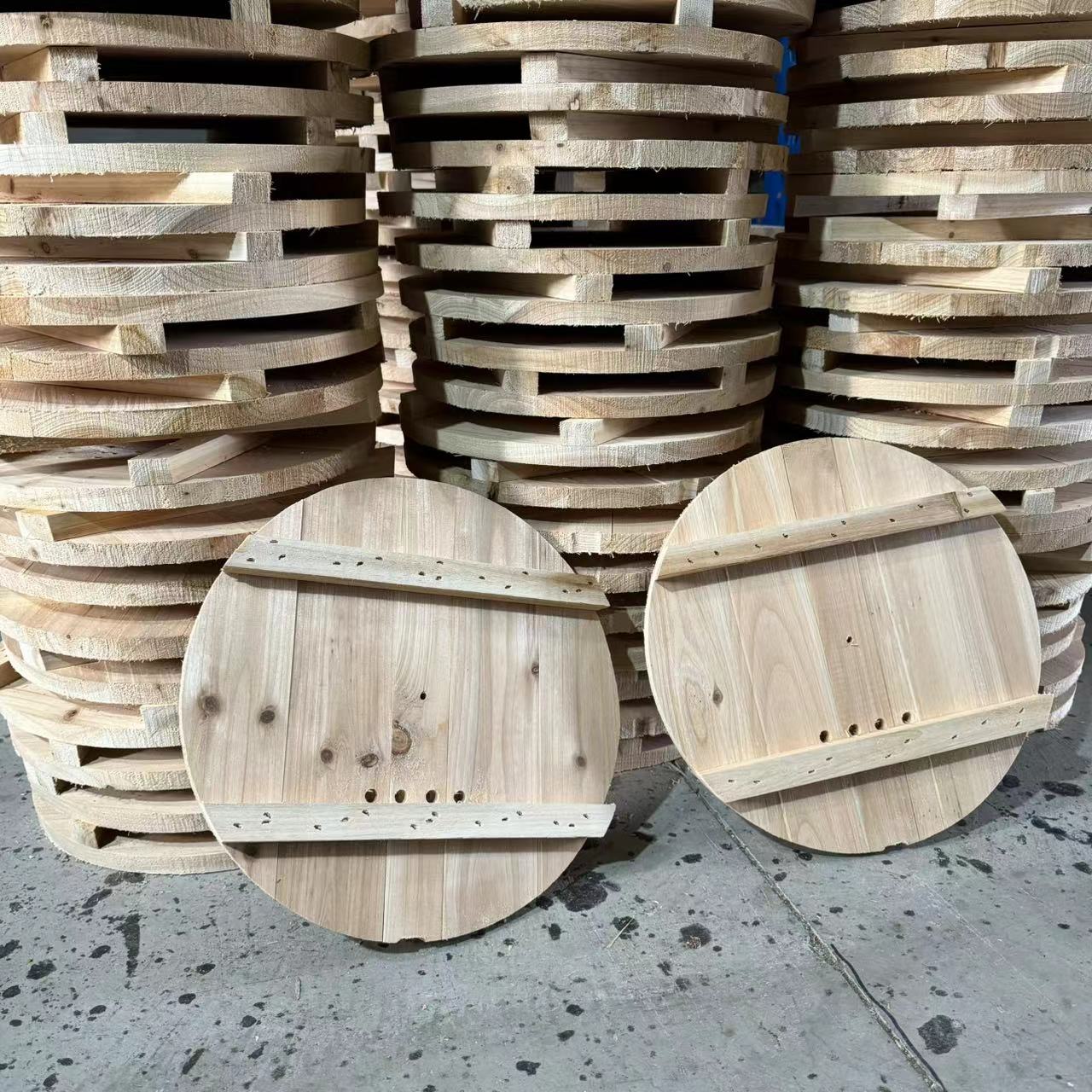 诱蜂桶实木盖子蜂桶盖子厂家直销桶盖圆形蜜蜂带盖老式防虫保暖盖