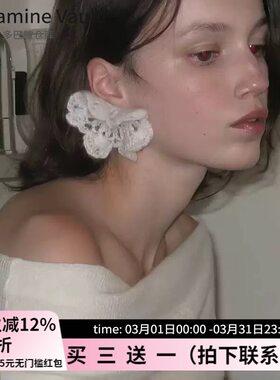 Dopamine Vault」芙雪.手工钩织白色花朵耳钉女高级ins风小众耳环