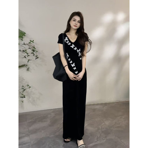 大婷婷 夏季新款V领短袖蝴蝶设计修身直筒裙连衣裙长裙DT2067