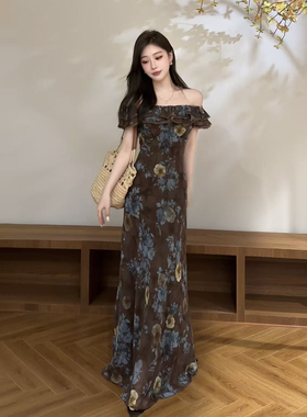宥妍 新款法式轻奢气质美拉德碎花一字肩掐腰长裙连衣裙DT2302