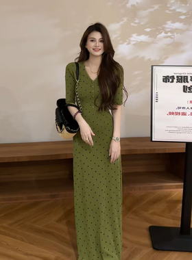 大婷婷 夏季新款V领波点收腰显瘦中袖气质法式连衣裙长裙DT2260