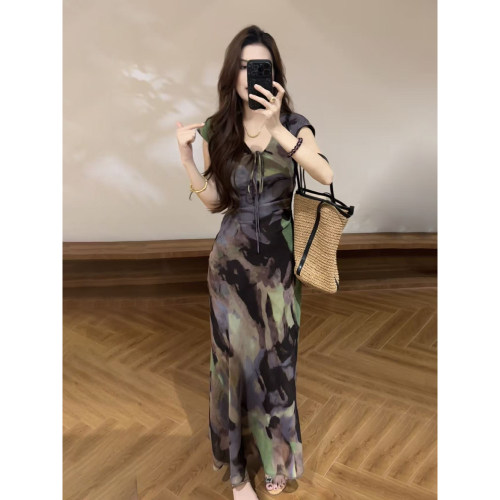 大婷婷 新款法式晕染收腰显瘦夏季时尚V领气质长裙连衣裙DT2167