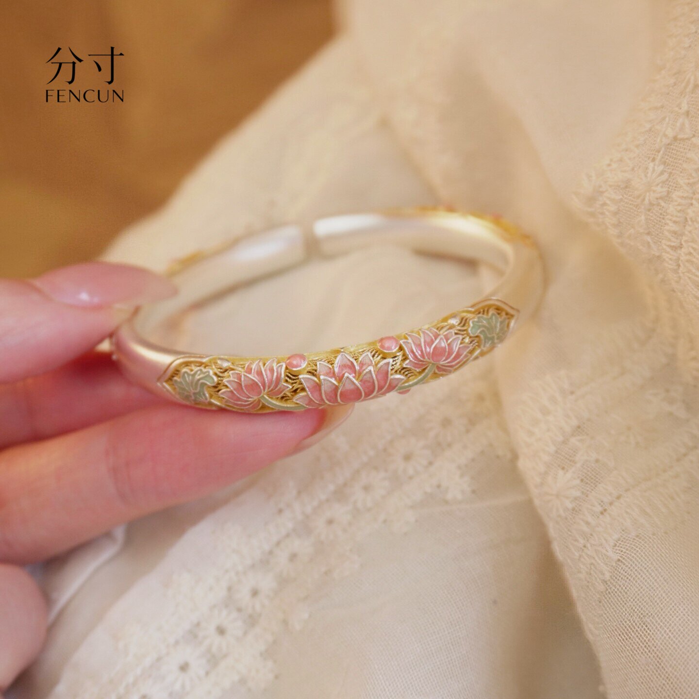 足银9999莲花纯银手镯女新中式珐琅彩手工描金银镯送女友妈妈礼物