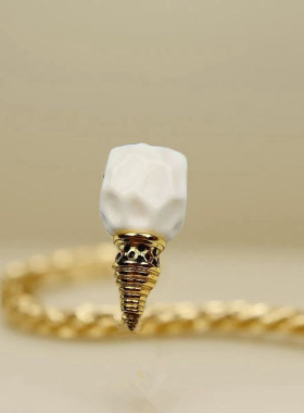 鹿角骨雕陨石纹三通佛头手串