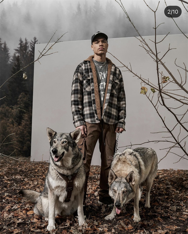 翻领羊羔绒情侣款夹克外套男