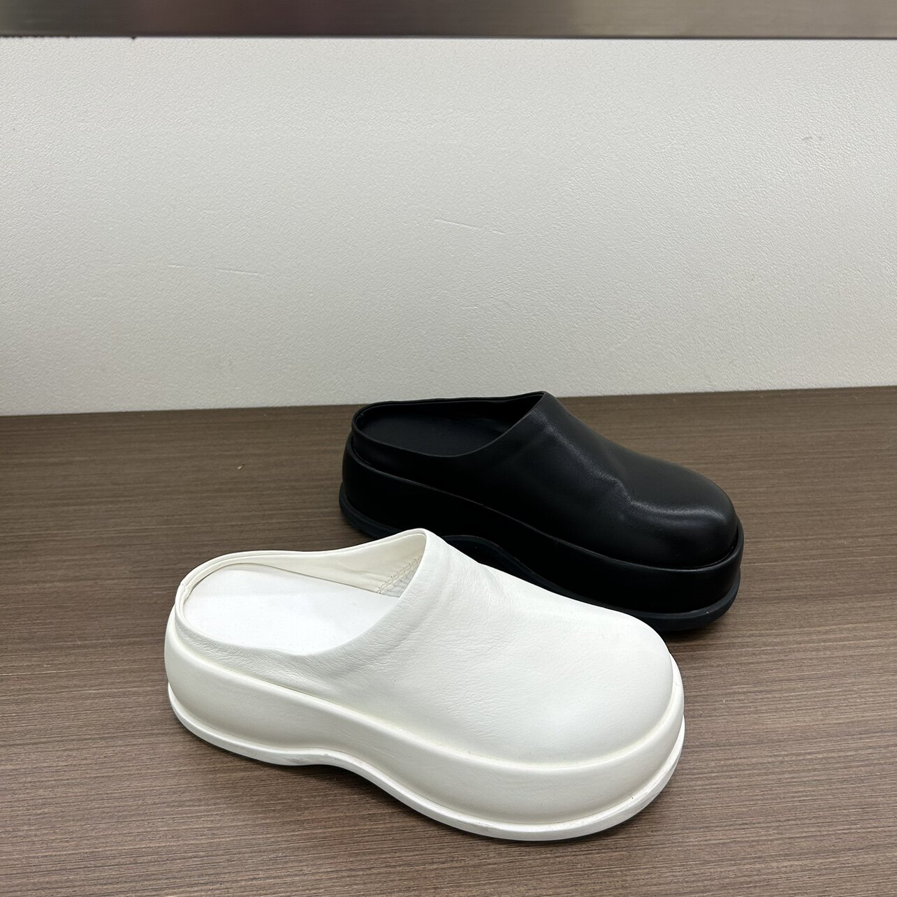 欧洲站厚底百搭包头拖2026新春夏女款勃肯鞋半拖防滑不累脚一脚蹬