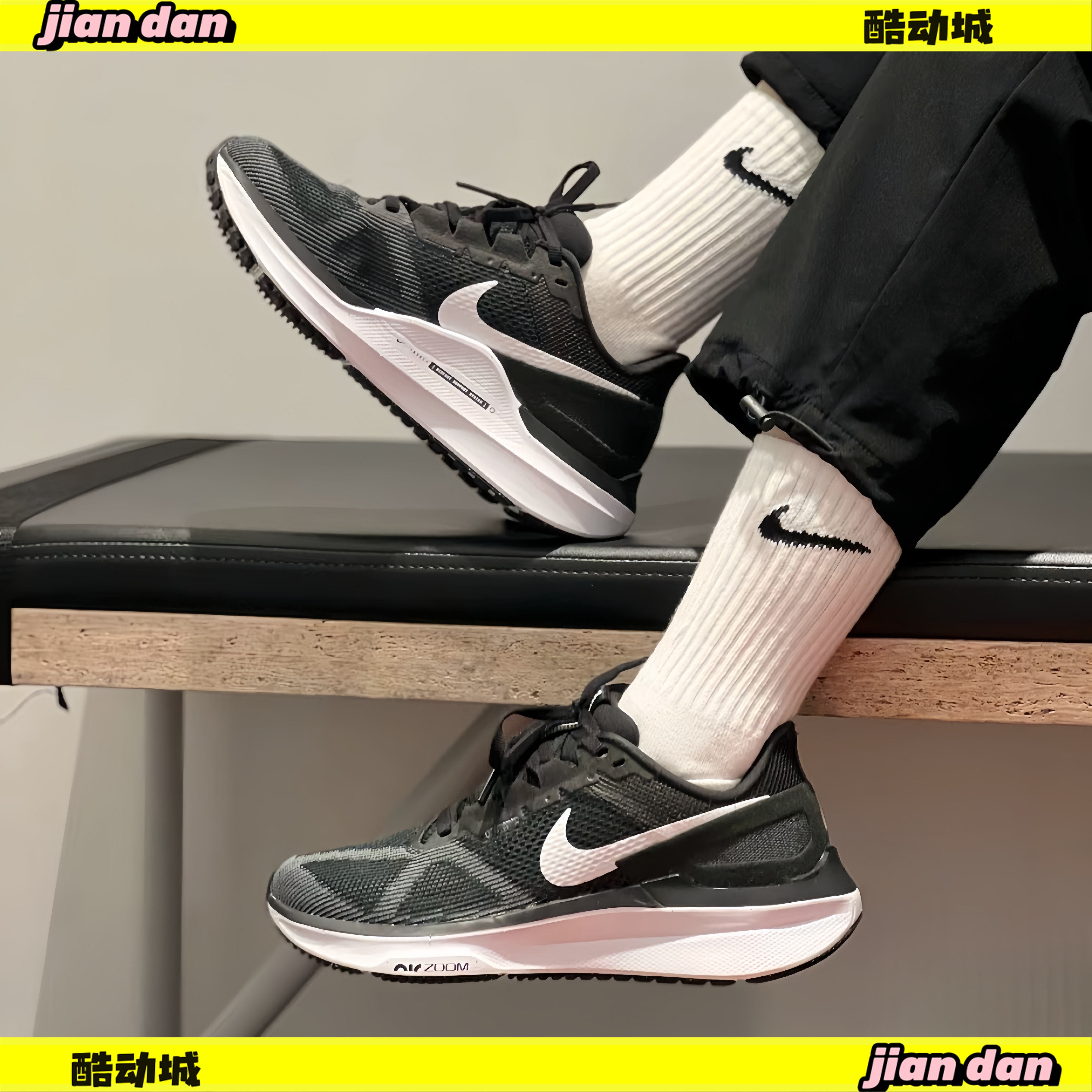 耐克女子春季新款透气跑步鞋