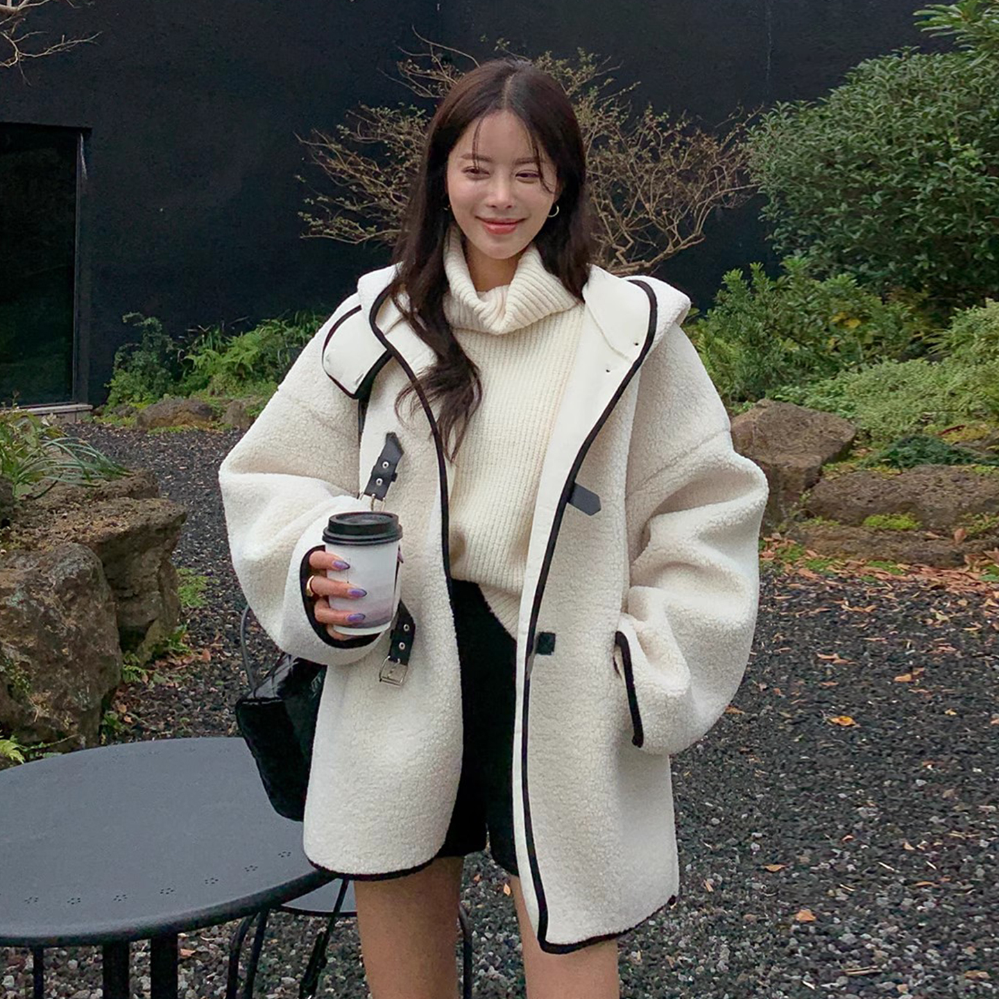 韩国chic冬季小众设计感拼接皮扣宽松休闲长袖连帽式羊羔毛外套女