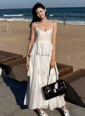V领白色吊带连衣裙长裙子女