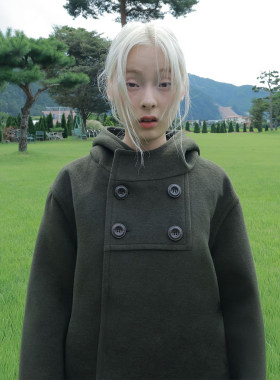 良良家复古短款连帽毛呢外套女