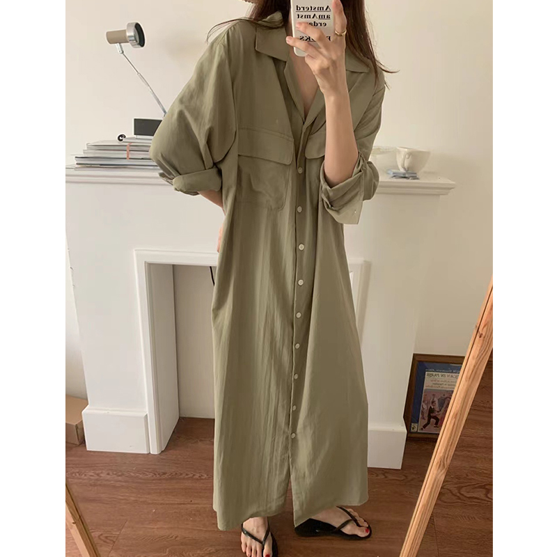 慵懒风双口袋衬衫式连衣裙