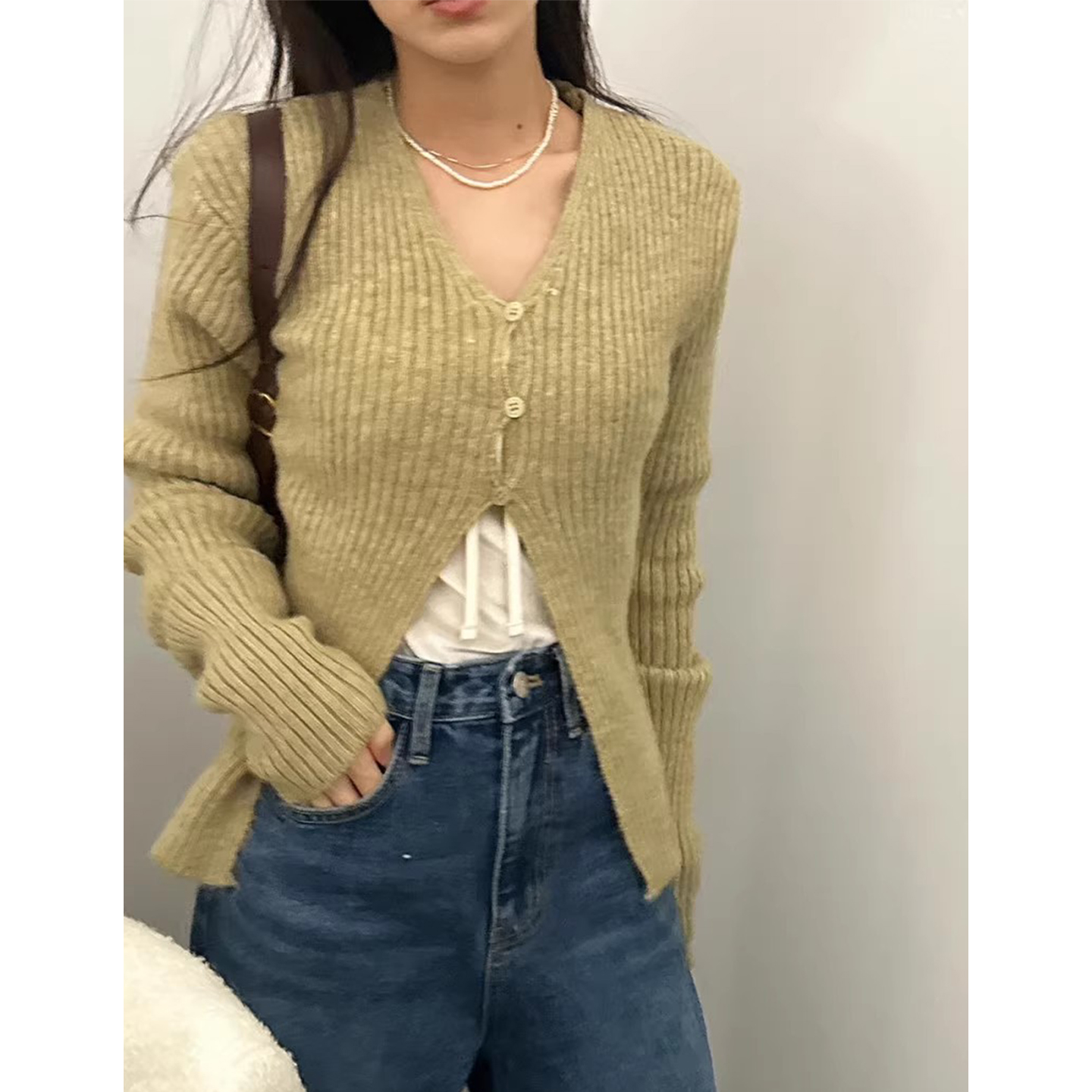 设计感V领前开叉软糯针织衫毛衣