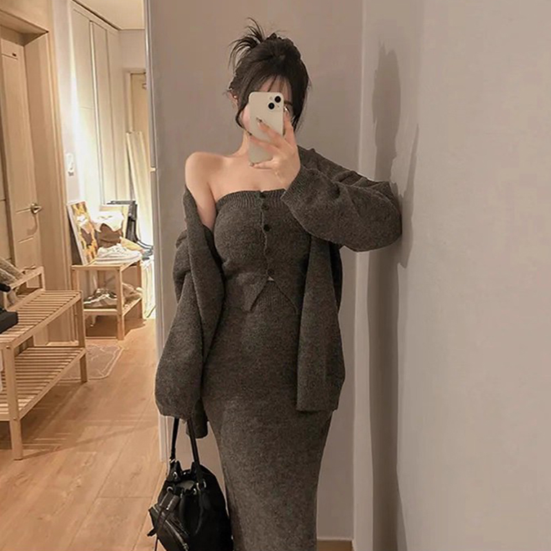 毛衣外套抹胸针织背心鱼尾半身裙