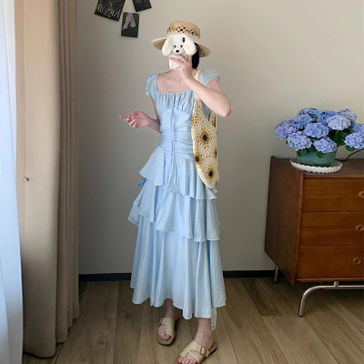 良良家甜美风不规则泡泡袖连衣裙