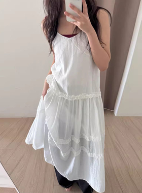 良良家 甜美风木耳花边点缀吊带连衣裙女夏季新款百搭可叠穿长裙