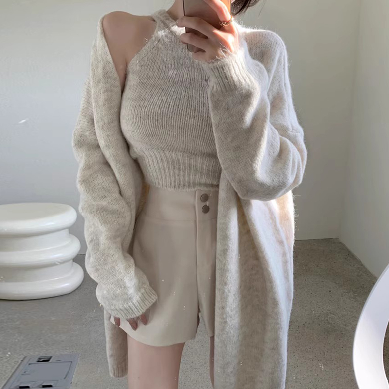 挂脖针织衫背心女+软糯毛衣外套