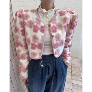 设计感撞色立体花朵羊羔毛短款外套女2025冬季新款别致单排扣上衣