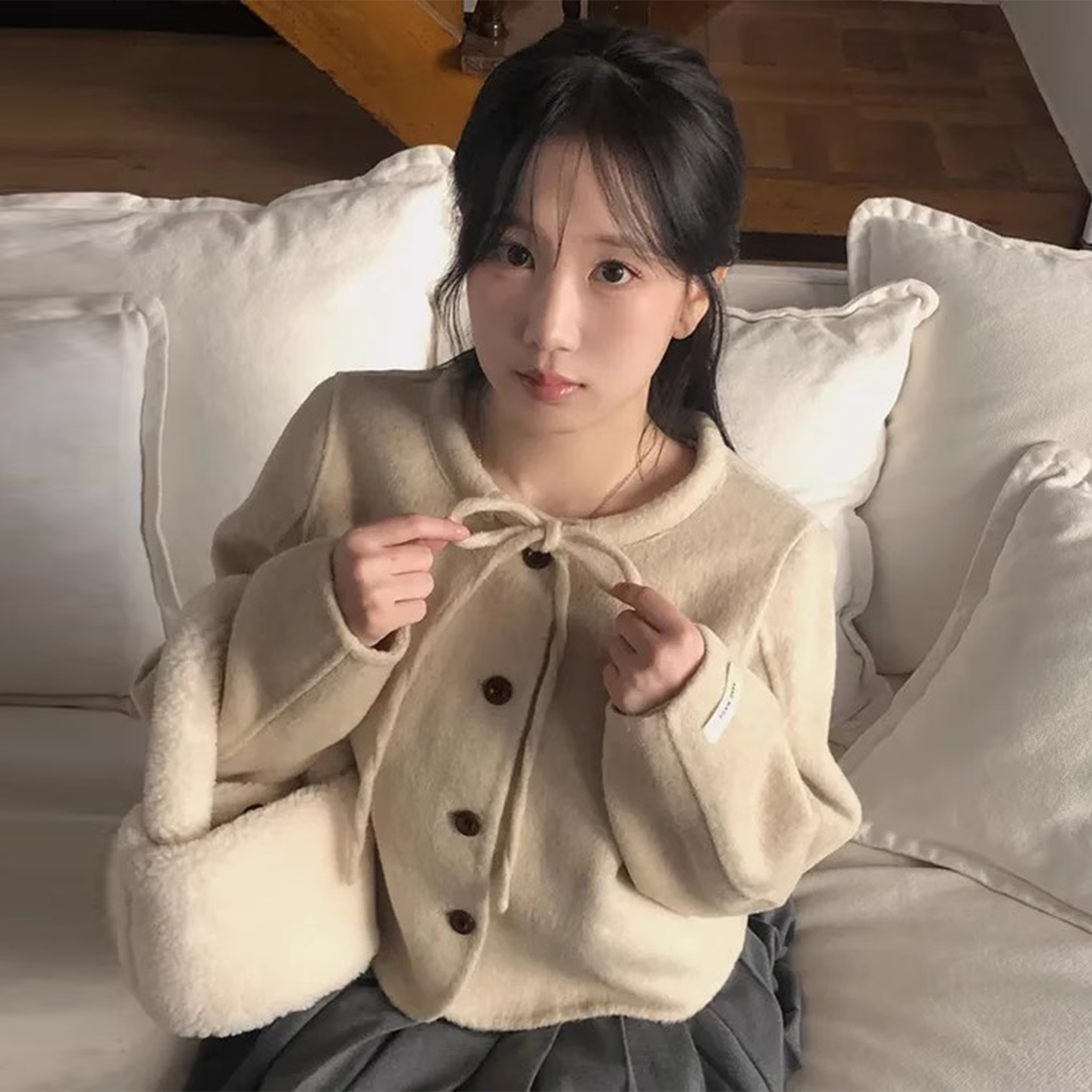 减龄气质系带蝴蝶结短款呢子外套