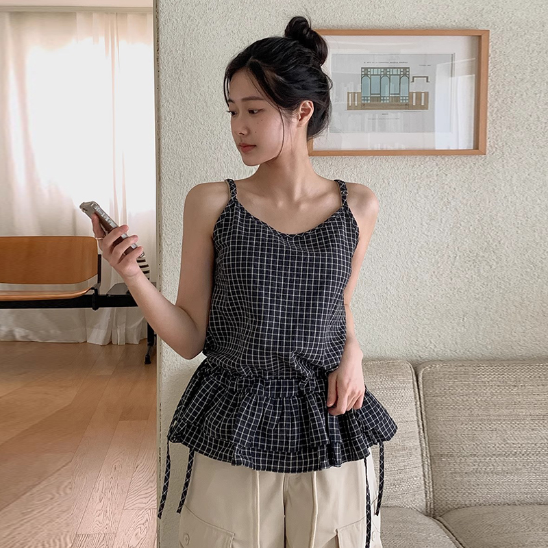 设计感抽绳系带荷叶边格子吊带