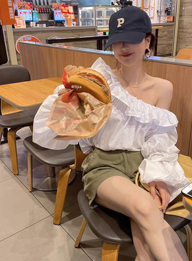 良良家斜肩荷叶边白色泡泡袖衬衫女春季新款洋气百搭宽松显瘦上衣