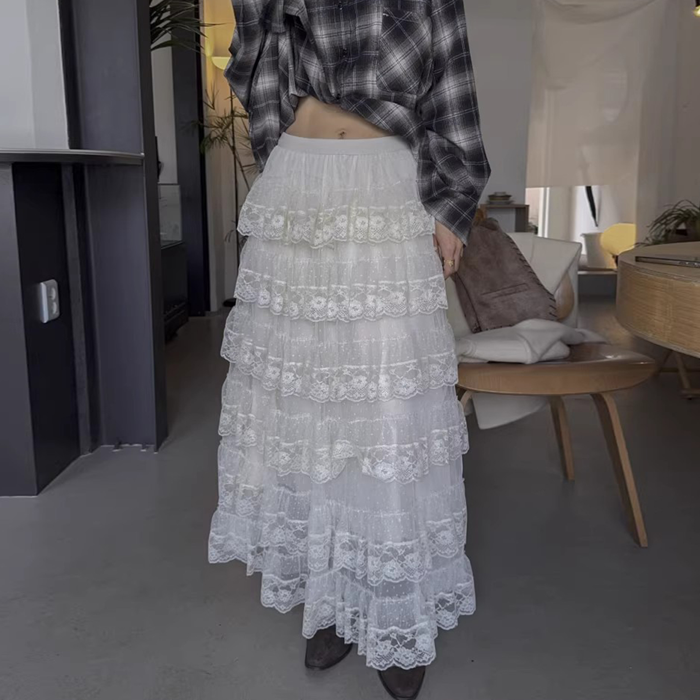 甜美风层次感刺绣钩花蛋糕半身裙