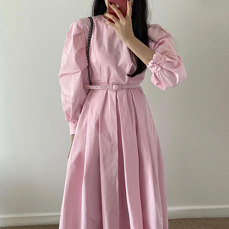 chic粉嫩显白灯笼袖大摆连衣裙