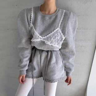 时尚套装设计感拼接蕾丝吊带加绒卫衣女2025冬季新款高腰休闲短裤