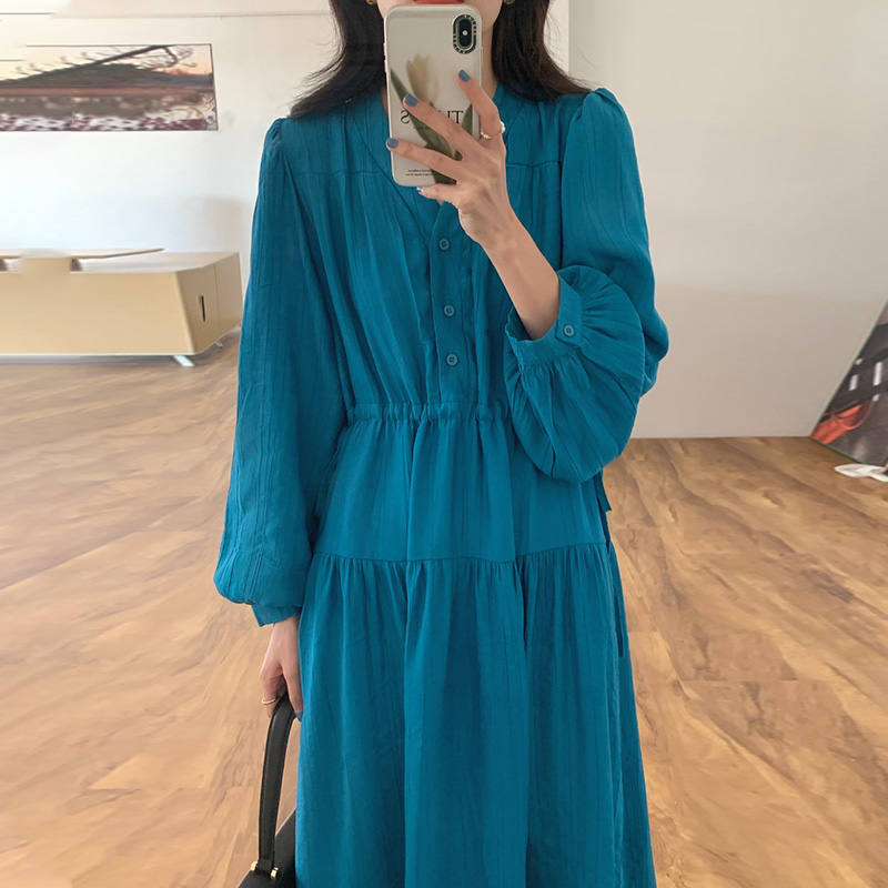 chicV领单排扣抽绳泡泡袖连衣裙