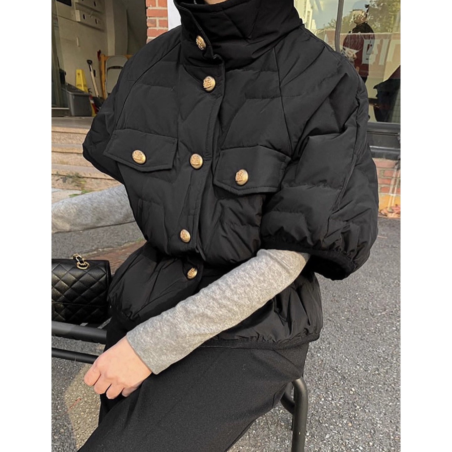 高级感金属纽扣百搭短袖棉服外套女2025冬季新款抽褶收腰显瘦棉衣,女装/女士精品,短外套,淘宝优惠券,粉丝福利购,淘宝优惠卷