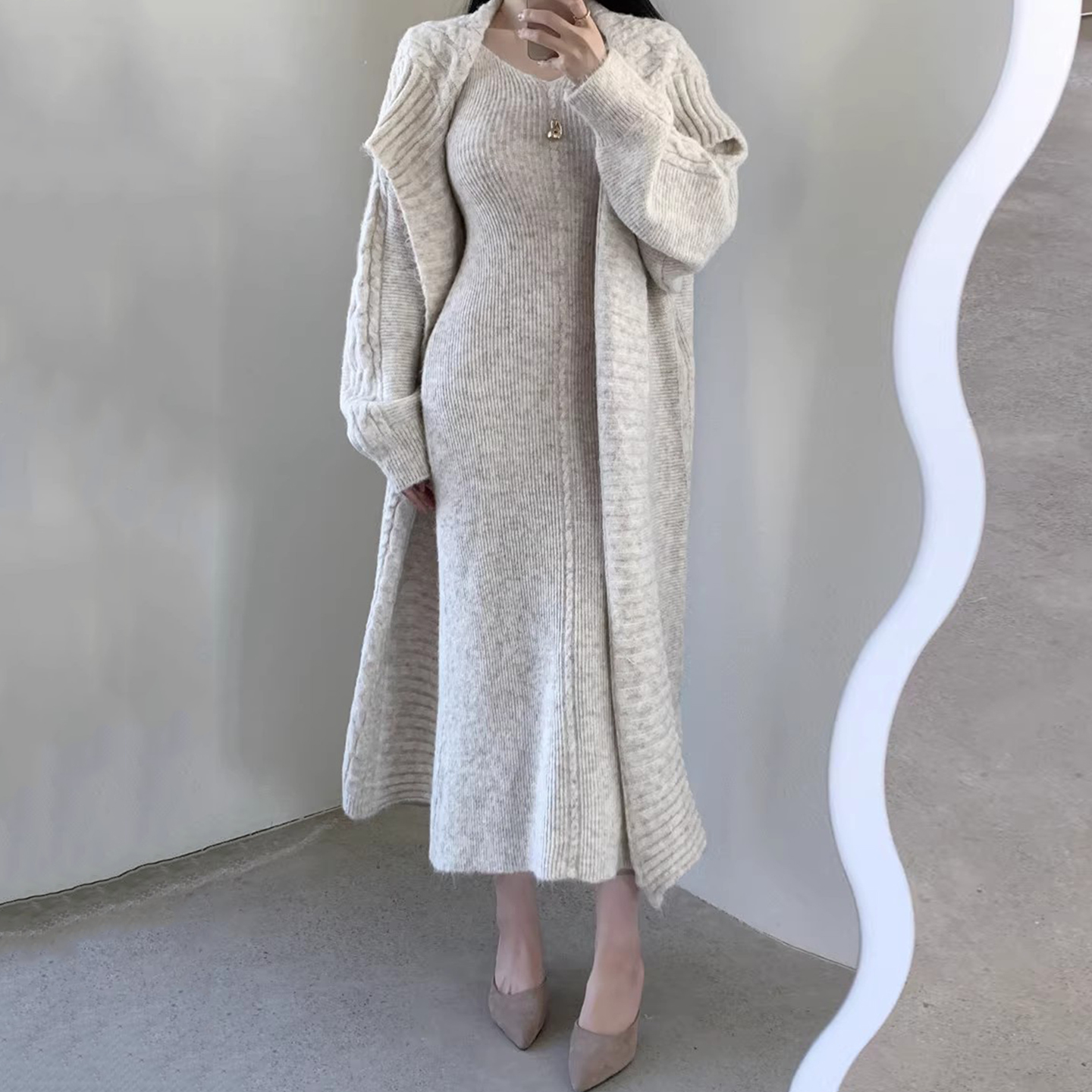 针织背心连衣裙+长款开衫外套