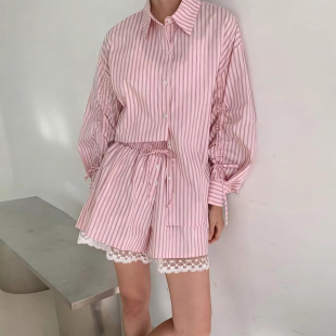 时尚 高腰拼接蕾丝短裤 套装 女新款 两件套 抽绳系带条纹衬衫 良良家