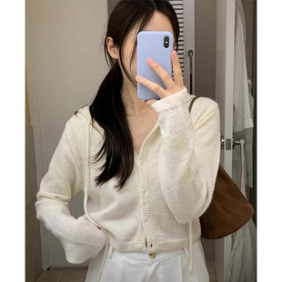 小众百搭长袖 良良家甜美减龄软糯连帽针织毛衣外套女早秋新款 上衣