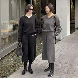 时尚套装V领宽松百搭针织毛衣女2025秋冬新款高腰休闲阔腿七分裤