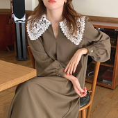 韩国chic法式 连衣裙 复古蕾丝钩花翻领拼接压褶设计感宽松过膝长袖