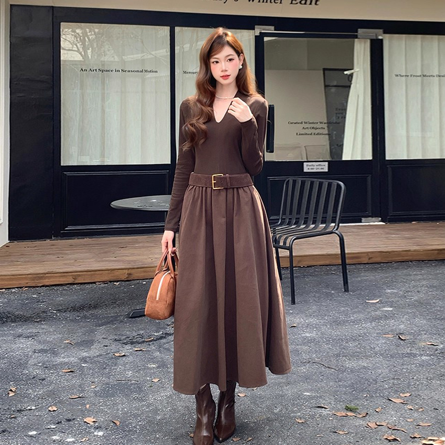 复古优雅V领拼接褶皱打底连衣裙