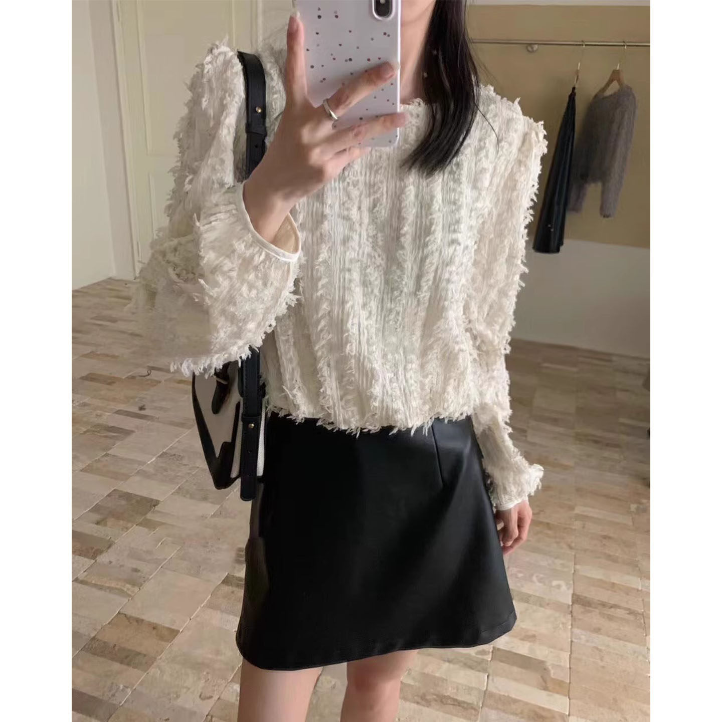 设计感拼接立体流苏泡泡袖衬衫