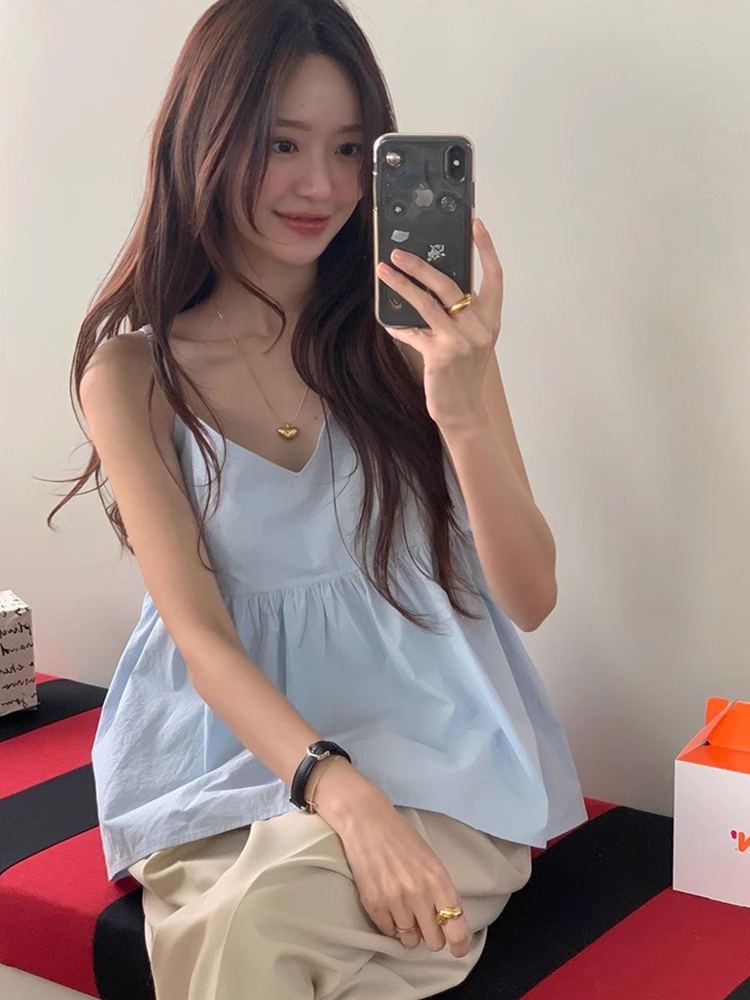 温柔小清新蓝色吊带背心女