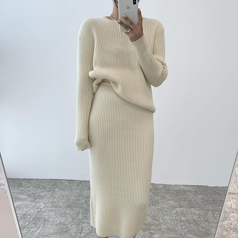 chic针织毛衣+高腰包臀半身裙女