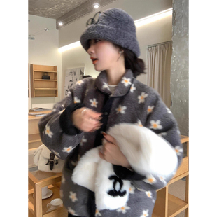 温柔甜美撞色花花仿羊羔毛短外套女2025冬季新款加厚保暖毛绒棉衣